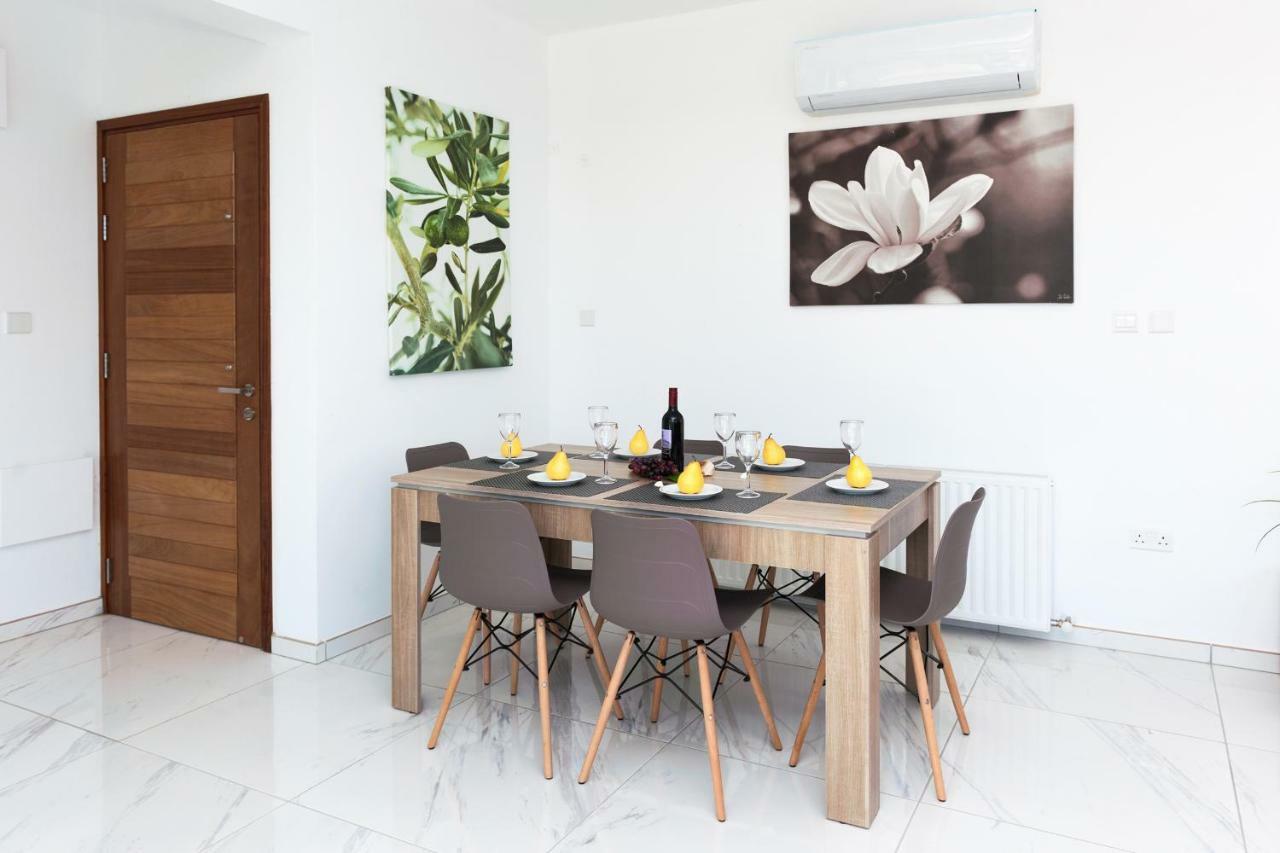 Villa Rubi Ayia Napa Exteriör bild